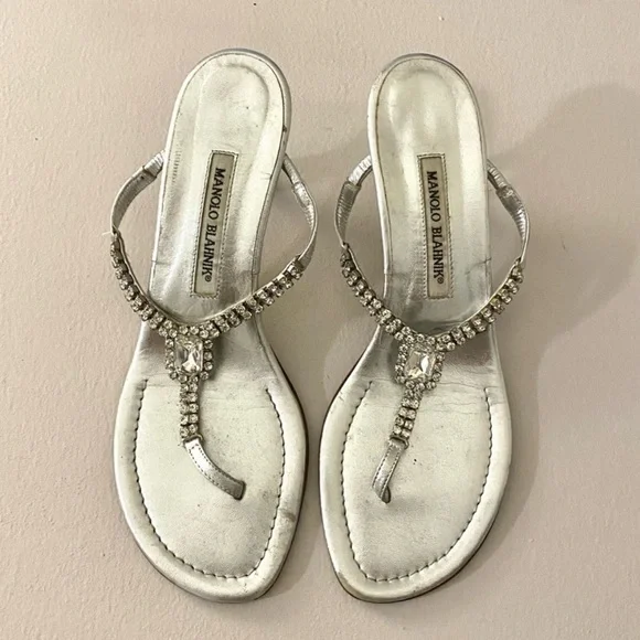 Silver Manolo Blahnik Crystal Embellished T-Strap Sandal With A Kitten Heel - Picture 3 of 10